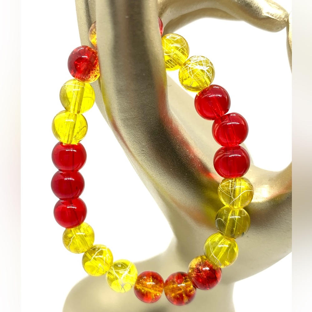[Dynasty Glass] Pretty Glass Beaded Bracelet